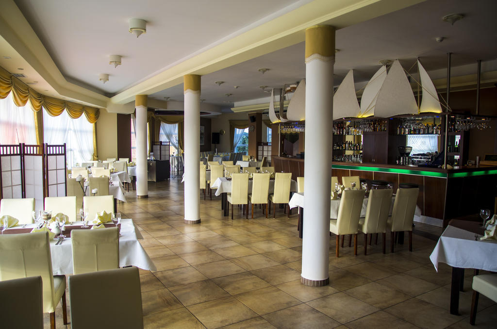 אוסטקה Hotel Morze מראה חיצוני תמונה