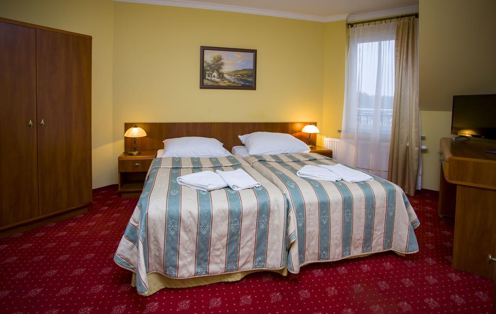 אוסטקה Hotel Morze מראה חיצוני תמונה