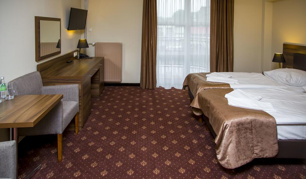 אוסטקה Hotel Morze מראה חיצוני תמונה