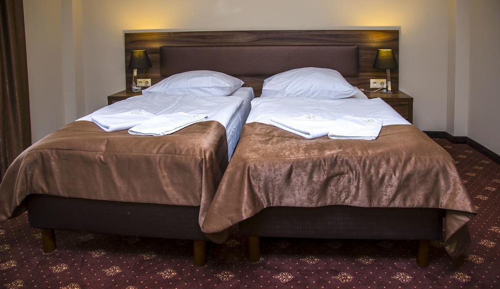 אוסטקה Hotel Morze מראה חיצוני תמונה