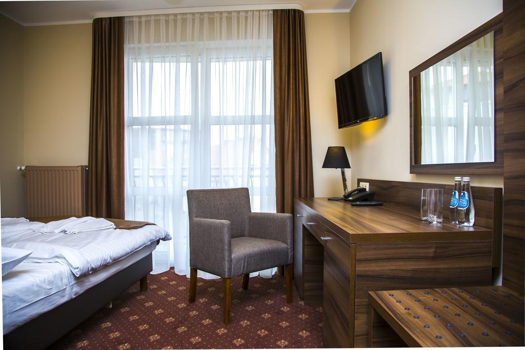 אוסטקה Hotel Morze מראה חיצוני תמונה