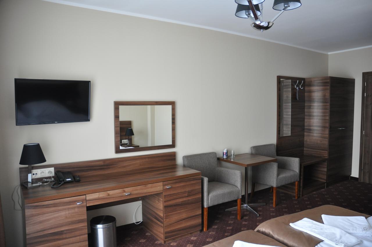 אוסטקה Hotel Morze מראה חיצוני תמונה