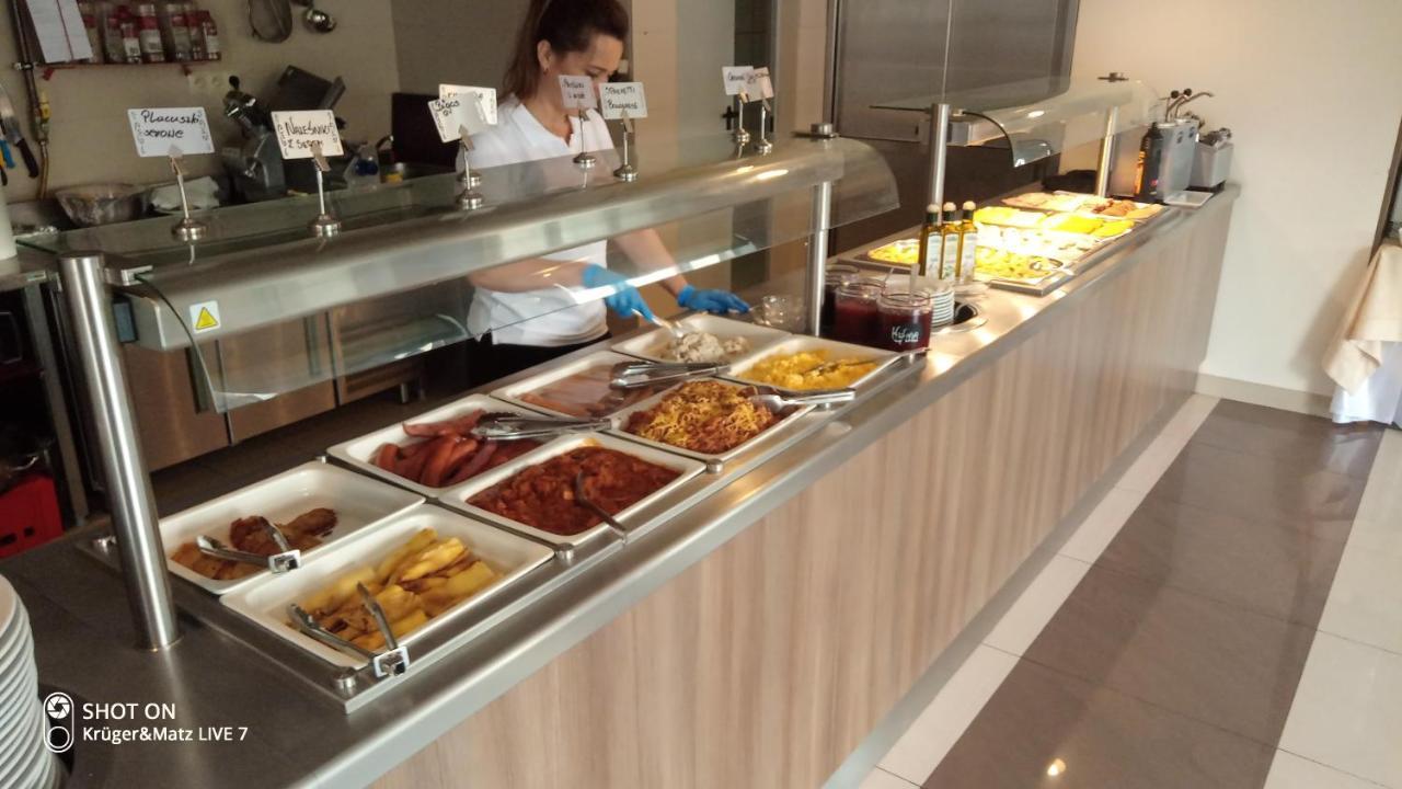אוסטקה Hotel Morze מראה חיצוני תמונה